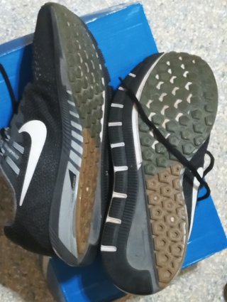 Zapatillas Nike Zoom Negras y Grises