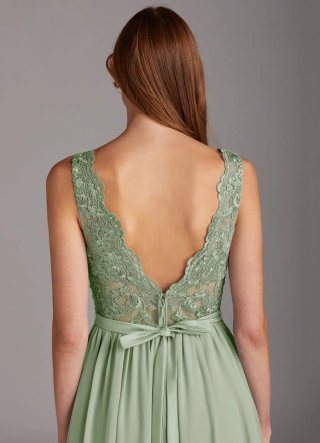 Vestido largo gasa y encaje verde Precio negociabl