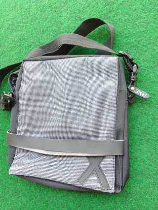 Bolsito bandolera hombre