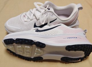 Nike Vomero 18 GS T38 Mujer Blanca y Rosa