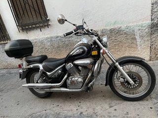 Moto intruder L C