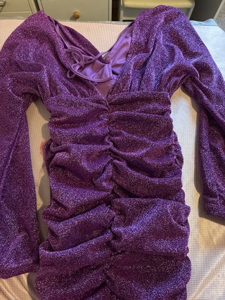 Vestido Morado Brillante Elegante