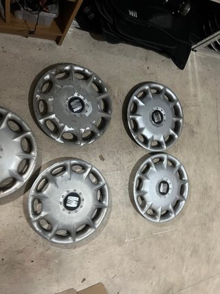 5 Tapacubos Seat 15” Originales