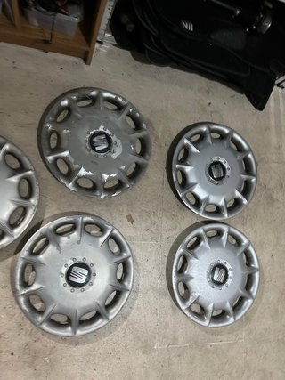 5 Tapacubos Seat 15” Originales