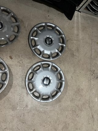5 Tapacubos Seat 15” Originales