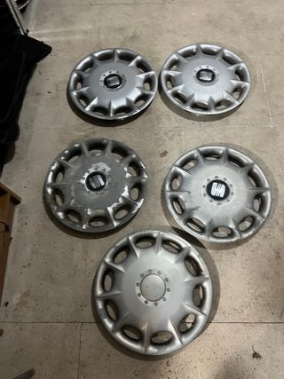 5 Tapacubos Seat 15” Originales