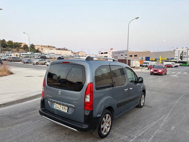 PEUGEOT PARNET TEPEE 1.6 HDi 110CV
