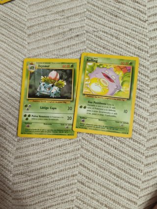 Cartas Pokémon 1995 Ivysaur y Koffing Game anime