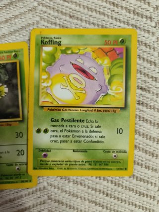 Cartas Pokémon 1995 Ivysaur y Koffing Game anime