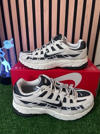 Nike P-6000 Bianche/Nere Tg 39 Nuove donna