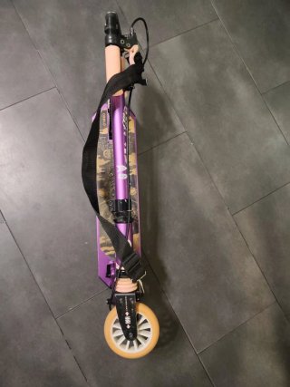 Patinete Oxelo morado plegable