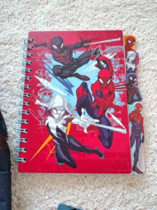 Kit Escolar Spiderman: Mochila, Caderno e Canetas
