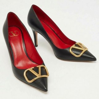 Tacchi Valentino Neri con Dettaglio Dorato