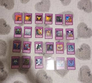 Lotto carte Yu-gi-oh!