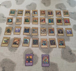 Lotto carte Yu-gi-oh!