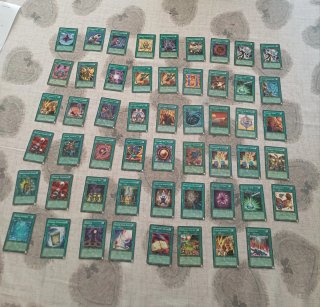Lotto carte Yu-gi-oh!