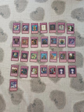 Lotto carte Yu-gi-oh!