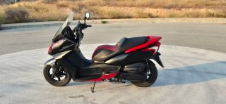 Kymco Superdink 125cc Maxi Scooter