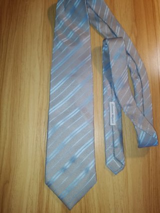 Corbatas variadas. Precio por unidad.