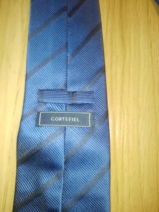 Corbatas variadas. Precio por unidad.