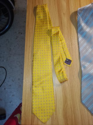 Corbatas variadas. Precio por unidad.