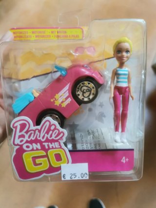 Barbie con macchina serie barbie on the go. Nuovo