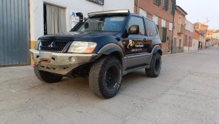 Mitsubishi Montero 2004