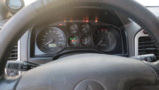 Mitsubishi Montero 2004