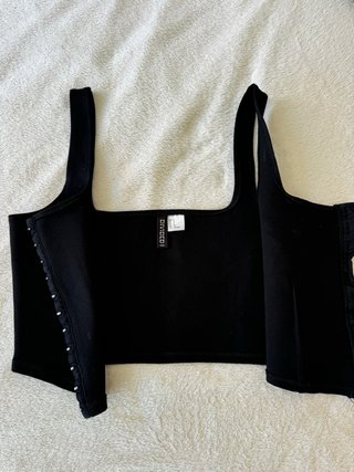 Top Corsé Negro Cierre Frontal Talla S
