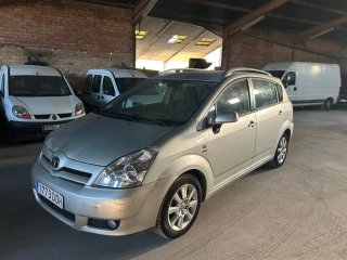 Toyota Verso 2004