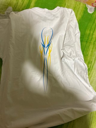 Maglia bianca con stampa