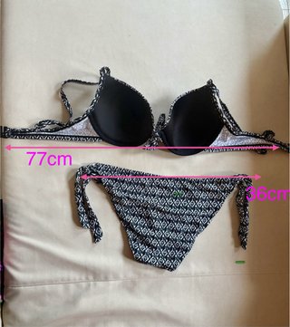 Bikini blanco y negro estampado