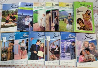Novelas. Blanca. Jazmín y julia