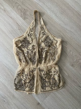Top Halter Bordado Edición Limitada