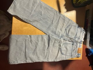 Vaqueros anchos niña