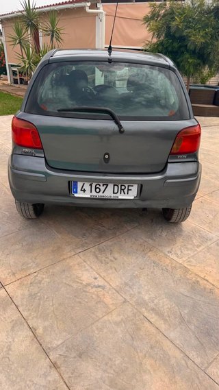 Toyota Yaris 2005
