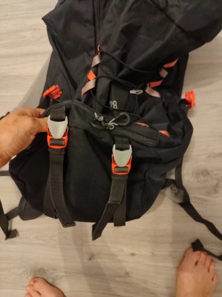 Mochila de montaña 28L