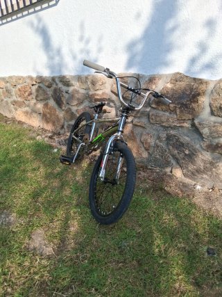 Bicicleta BMX