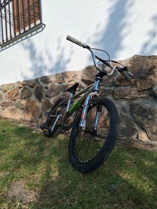 Bicicleta BMX