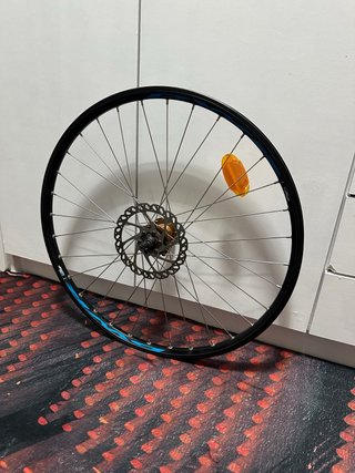 Rueda de Bicicleta Delantera 26