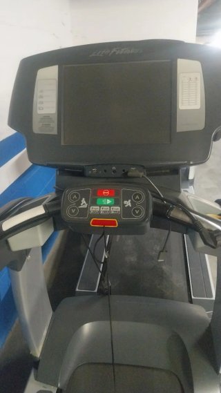 Cinta de Correr Life Fitness 95i