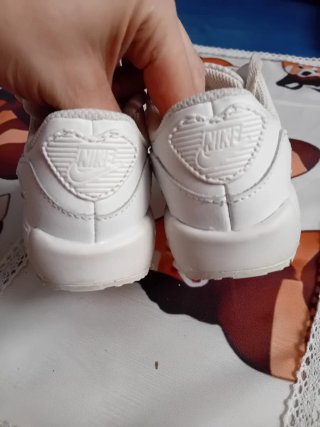 Nike Air Max Command n°25 bianche e oro