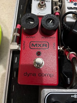 Pedal MXR Dyna Comp Compresor Rojo