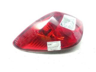 20310325 893188116507 piloto tras izq opel corsa d