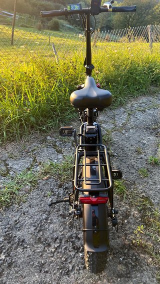 Bicicleta eléctrica plegable