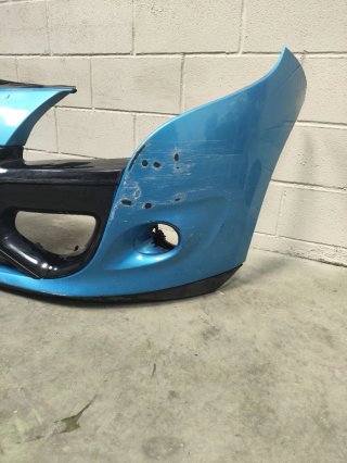 Parachoques delantero Renault Megane 3 de 2013.