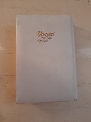 2 libretti tascabili religiosi: nuovo testamento e