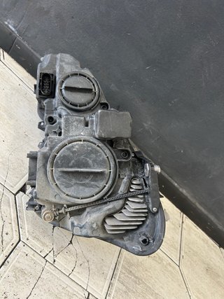 Faro Derecho Mercedes E250 Coupe