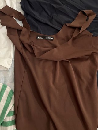 Lote Ropa: Suéteres, Chaqueta, Bodi