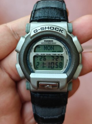 Casio G-SHOCK DW-003RB-8AT Rock Native.